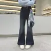 Calça Jeans Feminina Primavera e Outono 2026 Nova Doce Menina Estilo Coreano Crianças Médias e Grandes Lenço de Seda Calça Flare Longa Transfronteiriça Tendência