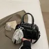 Bolsa de Axila de Nicho de Alto Valor Estilo Coreano para Mulheres, Nova Moda Primavera 2026 Bolsa de Trabalho em Couro com Cera de Óleo Retrô