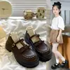 Sapatos Plataforma de Couro para Meninas 2026 Outono Nova Moda Mary Jane Sapatos de Salto Único Crianças Médias e Grandes Estilo Britânico Retrô Sapatos de Princesa