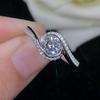 Cao Shi Taobao Kuaishou transmisión en vivo popular anillo de boda chapado en platino de cobre anillo de boda femenino trenzado grupo de pared incrustado anillo de diamante de circonita