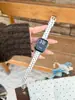 Pulseira de Relógio Fina com Pingente de Coração de Bolinhas Adequada para Apple Watch iWatch 11ª Geração 10/987Ultra/Se