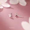 Brincos de Tarraxa de Uva Minimalistas em Prata de Lei S925 com Microincrustação para Mulheres, Personalidade da Moda Ins, Ear Cuffs de Design Exclusivo de Nicho