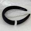 Diadema Zhao Lusi con perlas negras del mismo estilo para mujer, estilo occidental de alta gama, ligera y de lujo, 2024