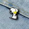 Mochila Nueva de Snoopy Bolsa Escolar Bolsa de Lona Insignia Broche Accesorios Decorativos Goma Suave Dibujo Animado Lindo Pin de Corsage