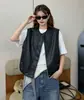 Colete preto de couro, cool e minimalista, para mulheres, novo estilo outono 2026, sem mangas, com zíper, modelador, jaqueta casual versátil