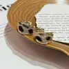 Nuevos Pendientes Pequeños de Moda, de Nicho, Únicos para Adelgazar el Rostro, con Personalidad Única, Aros de Aro en Forma de C de Lujo Ligero de Gama Alta con Estampado de Leopardo