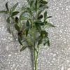 Ramas de olivo artificiales con frutos, utilizadas para paisajismo y decoración; hojas de olivo artificiales para colgar en la pared; vegetación artificial y hojas; flores artificiales