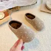Mules sin cordones de lunares para niñas, nuevo estilo otoño 2026, slip-ons de suela plana estilo Birkenstock para niños pequeños y niños pequeños