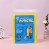 Em estoque capa de chuva descartável transparente de PE, poncho para áreas cênicas, turismo, áreas externas, descartável, atacado