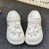Estilo Chanel Sapatos de Caverna Femininos Verão Novo Fundo Grosso Aumentado Corrente de Pérolas Antiderrapante Moda Versátil Chinelos de Duas Formas
