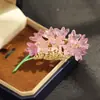 Nova Broche Flor de Lavanda Roxa Transparente, Design de Nicho de Alta Qualidade para Mulheres, Alfinete Elegante, Broche Luxuoso, Acessório Criativo para Roupas