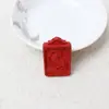 Pendente de Cavalo do Zodíaco de Cinábrio Atacado Mineral Original Alto Teor Cavalo de Areia Vermelha Ano do Zodíaco Pingente Vermelho
