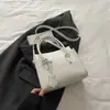 Bolsas de Alta Qualidade para Mulheres 2025 Outono Nova Bolsa de Axila Commuter Design de Nicho Simples e Fashion Bolsa Transversal de Ombro Único