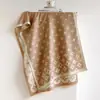 Bufanda jacquard de estilo vintage, elegante, con patrón de diamantes, un chic chal corto con borlas, calentador de cuello cálido para mujer otoño/invierno 2026