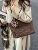 Bolsa Casual Retro Grande Capacidade Estampa de Leopardo 2025 Nova Versátil para o Dia a Dia Bolsa de Ombro Feminina Bolsa Tote para Estudante Universitário