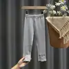 Leggings de Verão para Meninas, Marca Moderna Estilosa Infantil com Bordas Franzidas, Bordado de Flores de Desenho Animado, Calças Longas Elásticas