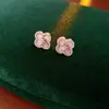 Brincos de Trevo com Pérola de Mãe de Ostra Agulha de Prata Retrô Francês Versátil Exquisito Conjunto de Colar Moda de Luxo Leve de Alta Qualidade