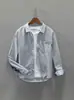 Camisa casual minimalista de manga larga estilo japonés para hombre, nueva colección otoño 2026, moda retro, versátil, corte holgado, diseño de retazos