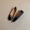 Novos Sapatos Femininos de Couro Macio com Solado Macio 2026, Sapatos Baixos Estilo Francês, Novos Sapatos de Festa Primavera e Outono, Sapatilhas Exclusivas