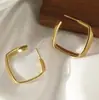 Pendientes Elegantes de Plata 925 Chapada Estilo Nuevo 2024 Coreanos Geométricos de Metal Clavos Pendientes Largos de Moda para Mujer