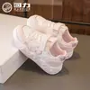 Sapatos Infantis HuiLi Tênis Esportivo Feminino 2026 Outono Novo Sapatos Infantis Respiráveis Para Meninas Pequenas Moda Casual Sapatos B