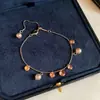 Pulseira de Rede Azul Dourada com Flor de Vidro Pérola Zircônia Brilhante Pulseira Elegante de Luxo Leve Joia de Mão Versátil da Moda