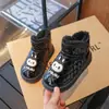 Zapatos para Niños Niños Zapatos Grandes de Algodón Invierno 2026 Nuevo Estilo Niños Felpa Plus Cálidos Botas de Nieve Niños Impermeables Antideslizantes Botas de Algodón