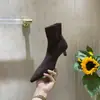Botas Elásticas Stiletto Bico Fino Outono/Inverno 2025, Botas Tendência Slim Fit Meia-Canela, Botas de Cano Curto para o Dia a Dia com Salto Alto Fosco e Forro de Lã para Mulheres