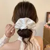 Scrunchie de cetim com diamantes brilhantes estilo ins coreano retrô francês, elástico de cabelo plissado, popular online, acessório de cabelo de alta qualidade