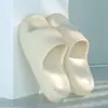 Sandalias de Eva de Venta Caliente en Verano con una Sensación Suave y Cómoda, Adecuadas para Uso en Interiores, Antideslizantes, Resistentes a Olores, Duraderas, Sandalias de Playa de Moda