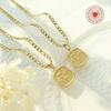 Collar de acero de titanio con colgante cuadrado de flor de lujo ligero de nicho japonés y coreano, cadena de clavícula transfronteriza, joyería combinable al por mayor para mujer