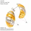 Pendientes Retorcidos Europeos y Americanos Transfronterizos de Acero Inoxidable Color Oro 18K Bloqueados por Color para Mujer, Pendientes Versátiles de Alta Gama de Acero de Titanio, Al por Mayor en Stock