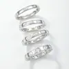 Anillo de Banda Ancha de Plata S925 con Moissanita Pavimentado de Piedras Estilo Clásico Simple Versátil Uso Diario En Stock Suministro Directo