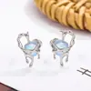 Brincos de Coração Vazado de Pedra da Lua Derretida Doces e Frescos para Mulheres, Luxo Leve, Simples, Design de Nicho, Personalizados e de Alta Qualidade