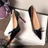 Tacones de Aguja Elegantes con Punta Fina y Corte Bajo con Lazo para el Trabajo Nuevo Modelo 2025 Suela Negra Roja Tacones Altos Versátiles para Mujer
