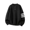 Suéter de Tricô com Gola Henry e Três Listras para Homens, Roupa de Outono e Inverno Quente, Marca Tendência, Alto Padrão, Relaxado, Comércio Exterior, Atacado Transfronteiriço