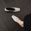 Zapatos de Salón Individuales Metálicos Tachonados Retro de Nicho, Estilo Nuevo, Corte en V Adelgazante, Tacón Grueso de 3 cm, Boca Baja, Zapatos de Moda de Piel de Oveja de Primera Capa