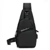 Bolsa de Pecho con Carga USB al por Mayor para Hombre, Mochila de Cuero Impermeable Multifuncional, Bolso Cruzado de Hombro Único de Estilo Coreano de Moda