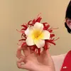 Novo Estilo Presilha de Cabelo Flor Artificial Frangipani para Mulheres, Estilo Férias na Praia Franja Lateral Presilha Bico de Pato Grampo Acessório de Cabelo