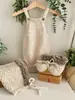 Suéter de Otoño e Invierno para Bebé en Color Avena con Patrón de Puntos, Mameluco Tejido para Niños y Niñas, Mameluco Suéter, Traje para Gatear, Clase A