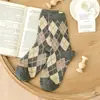 Calcetines cálidos de invierno estilo coreano con rombos, engrosados, para mujer, hasta la pantorrilla, venta al por mayor, recomendados en Little Red Book, calcetines gruesos para mujer