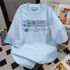 Camiseta de Manga Curta com Estampa de Letras Borboleta Design de Marca Tendência Verão 2025 Casual Solta Estilo College Roupa de Trabalho Top