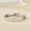 Anéis de Casal Prata de Lei S925 Paz e Alegria, um Par de Anéis Ajustáveis Únicos com Texto Gravado Simples, Atacado