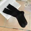 Calcetín Delgado de Algodón Estilo Miu Color Sólido Raya Vertical Apilado Apilado Calceta Estilo Jk Calceta Apilada Versátil para Mujer