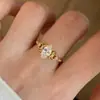 Anillo Vintage de Zirconia Marquise con Flor de Iris Hueca, Sencillo y de Nicho, Estilo Old Money, Anillo Exquisito y Elegante