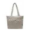 Bolsa Tote de Penas Novo Estilo Outono e Inverno para Mulheres, Bolsa de Ombro Versátil e na Moda, Bolsa Grande Tendência Retro de Penas de Alta Qualidade