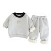 Conjunto de sudadera para niños de invierno 2024, estilo occidental con dibujos animados, ropa exterior deportiva informal, pantalones deportivos para niños, conjunto de dos piezas