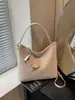 Bolso de mujer de gran capacidad, nuevo estilo Maillard, bolso de hombro retro simple, bolso de hombro tipo tote de alta gama para mujer