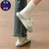 Mules plataforma retro de camurça confortáveis e versáteis com sensação acolchoada, sapatos de verão estilo Birkenstock para calçar facilmente