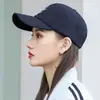 Boné de Baseball Estilo Coreano Tendência Boné de Baseball Bordado para Homens e Mulheres Par Casal Proteção Solar Boné com Aba Casual Ajustável Jovem Protetor Solar